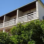 דירה Apartments Most אורביץ