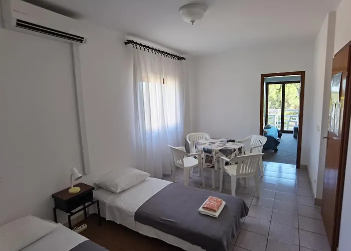 דירה Apartments Most אורביץ