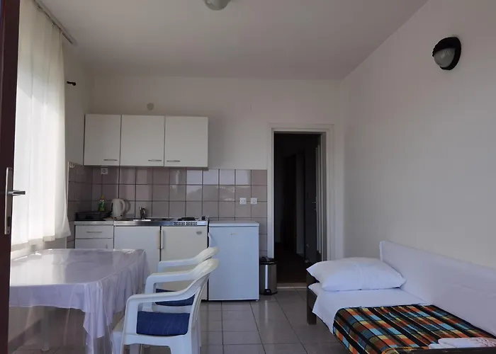 Apartments Most דירה *