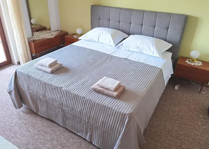 Apartments Most אורביץ