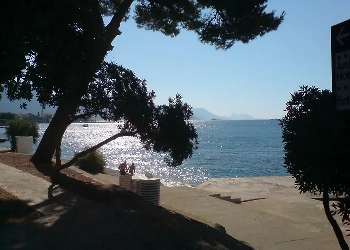 דירה Apartments Most אורביץ