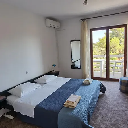 Apartments Most * Orebić